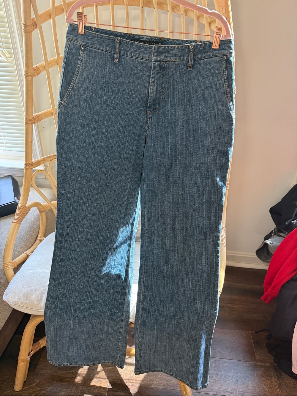 Perry Ellis Women’s Size 10 Blue Wide Leg Stretch Jeans Medium Wash Denim Pants